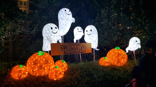 ハロウィンイベントのチラシ作成はこれで完璧！フリー素材＆テンプレートサイト10選【2024年最新版】