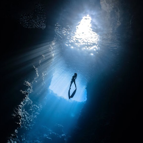 【水中撮影】水中でいい写真を撮るコツまとめ!防水カメラを選ぶテクニックも紹介!