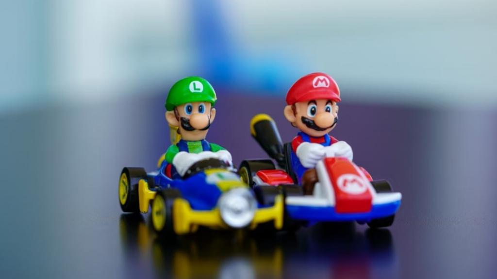10 Popular Video Game Characters Recreated as Pencil Sketches