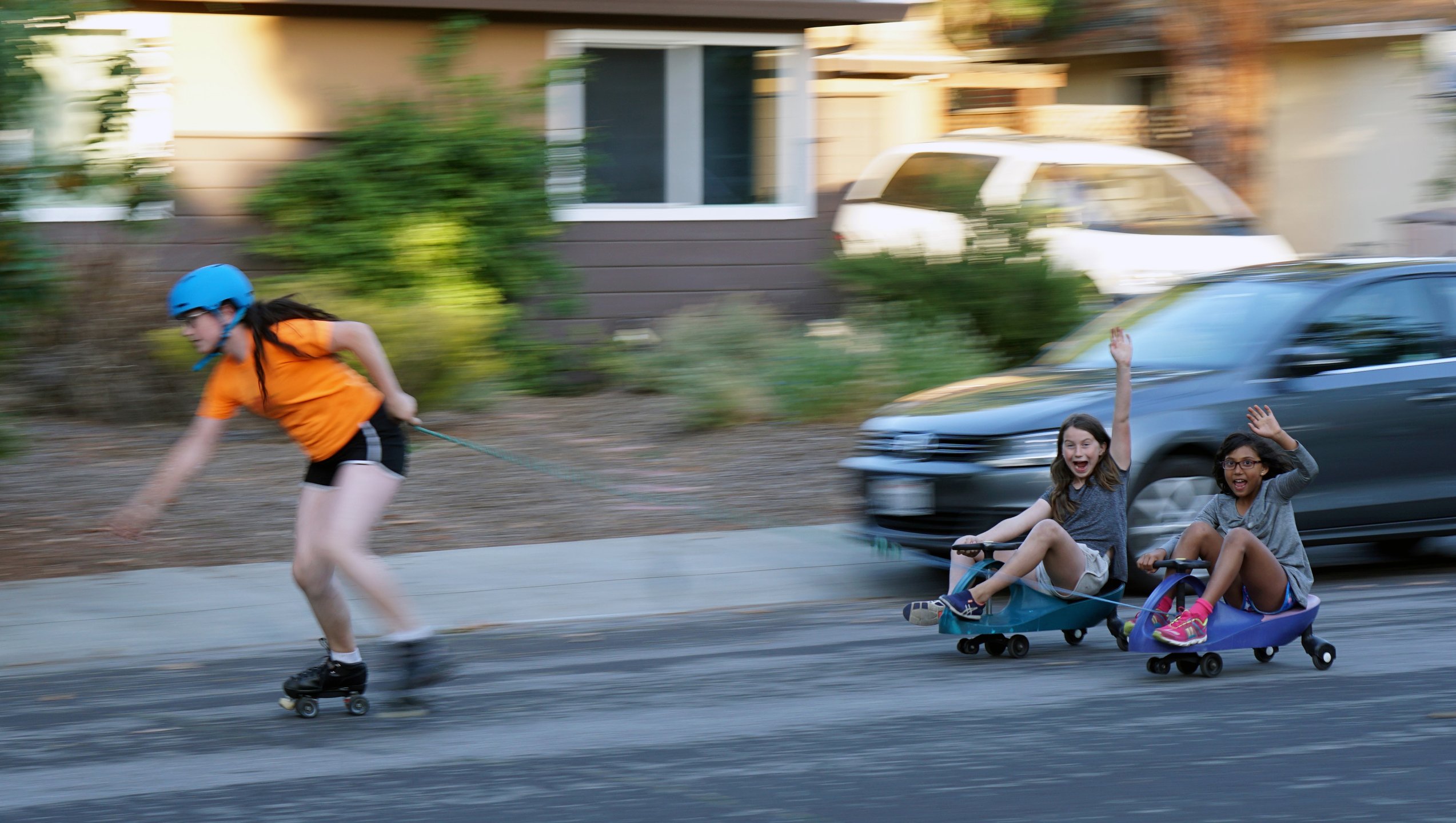 a fuzzy picture of people moving 