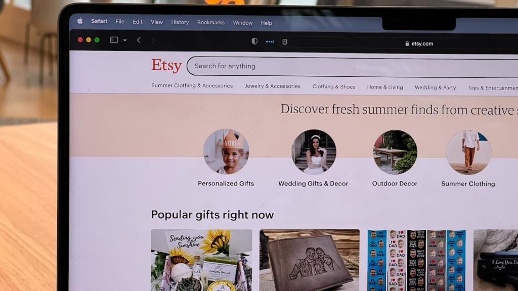 How to Make a Banner for Etsy?
